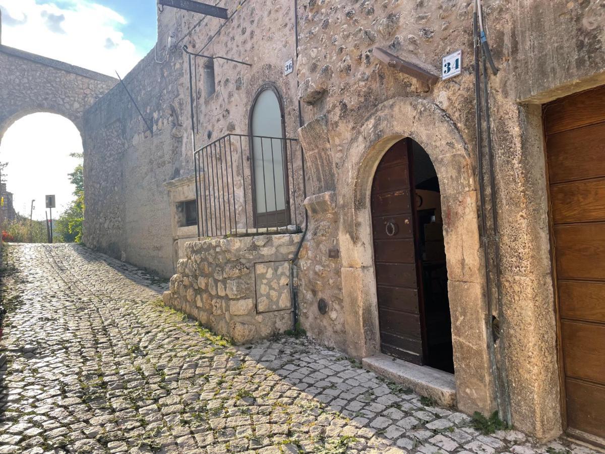 Terra Della Baronia Villa Santo Stefano di Sessanio Kültér fotó
